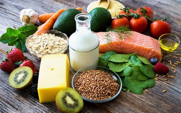 Healthy meal with joint-supporting foods